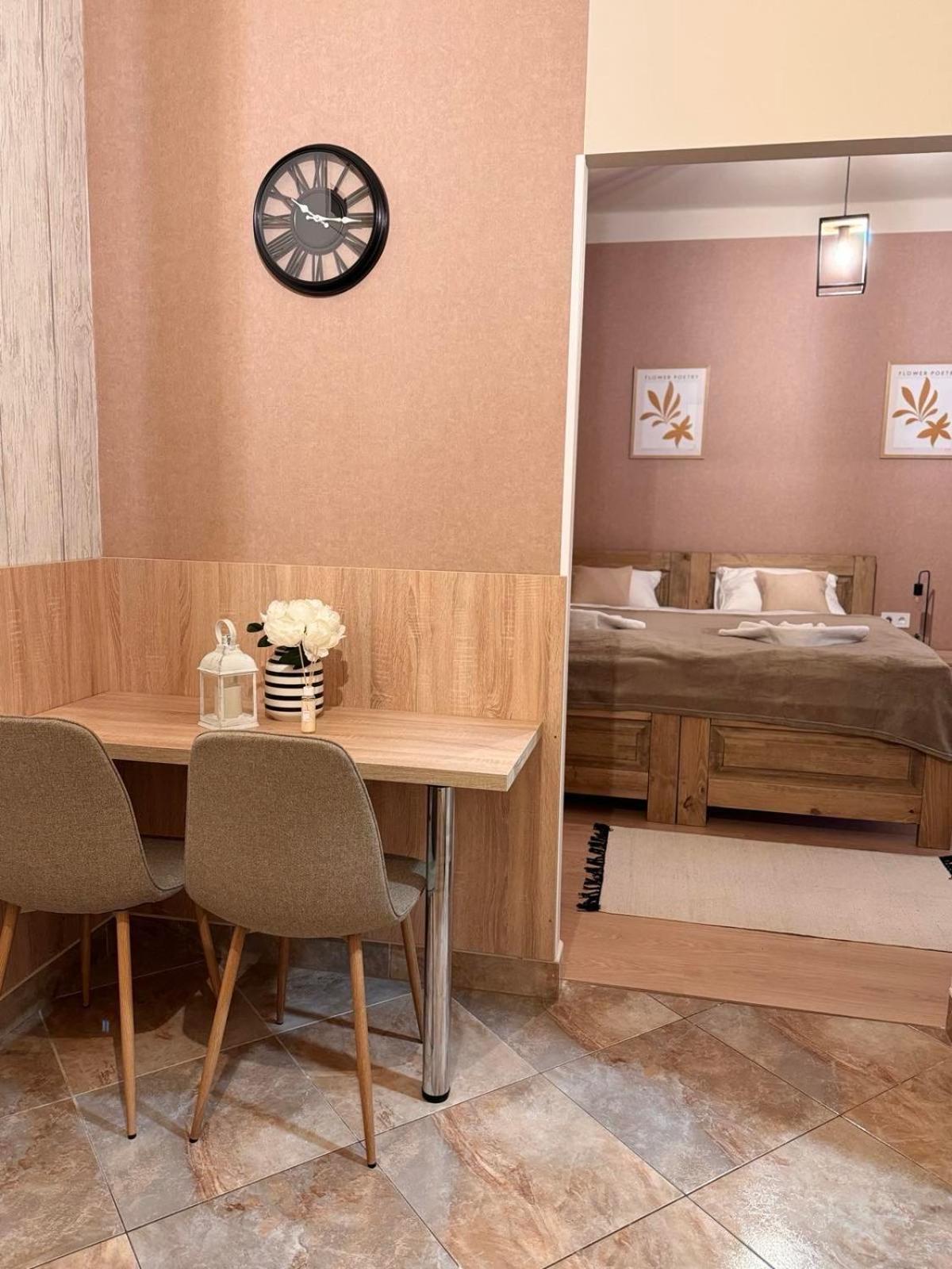 Alice Vendeghaz Bed & Breakfast Kalocsa Eksteriør bilde